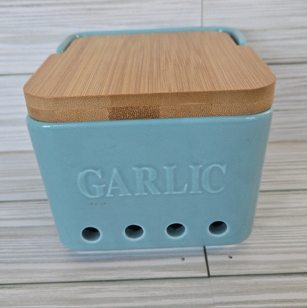 Ceramic Turquoise Garlic Keeper